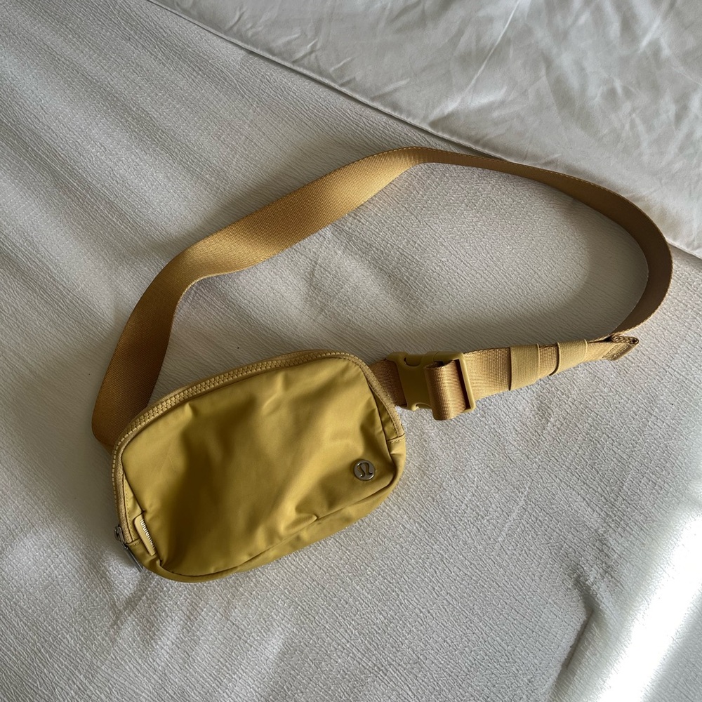 Lululemon Belt Bag